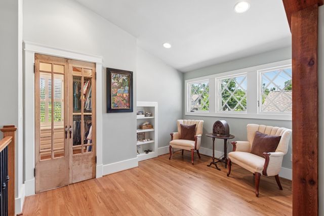 2720 W Linden Ave, Nashville, TN 37212