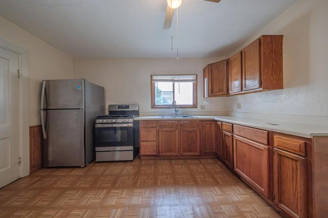 607 Charles Avenue, Saint Paul, MN 55103