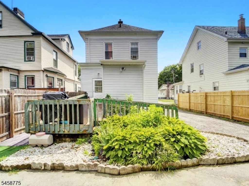 139 Richelieu Ter, Newark City, NJ 07106 — photo 4