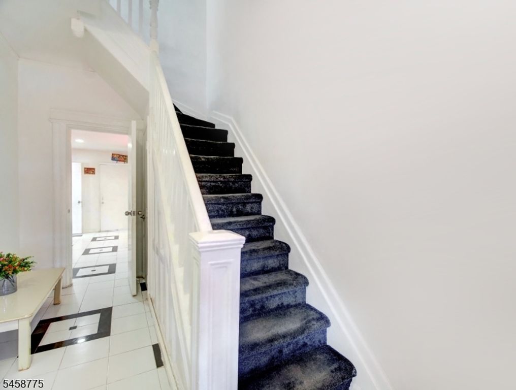 139 Richelieu Ter, Newark City, NJ 07106 — photo 5