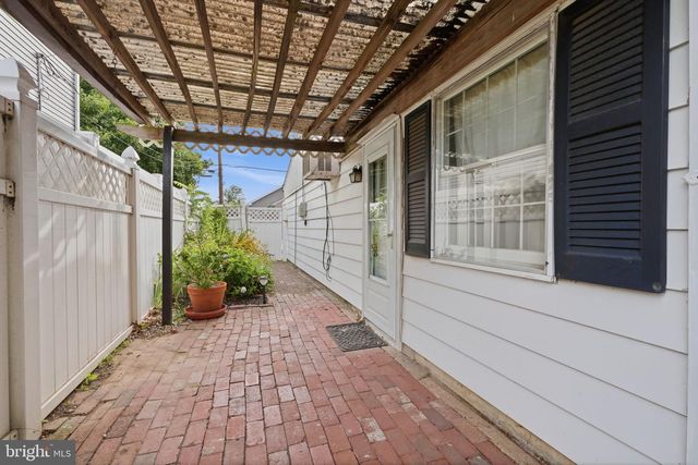 139 NORTHPARK DR, Levittown, PA 19054