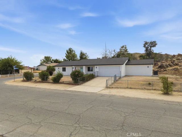 39609 179th East, Palmdale, CA 93591