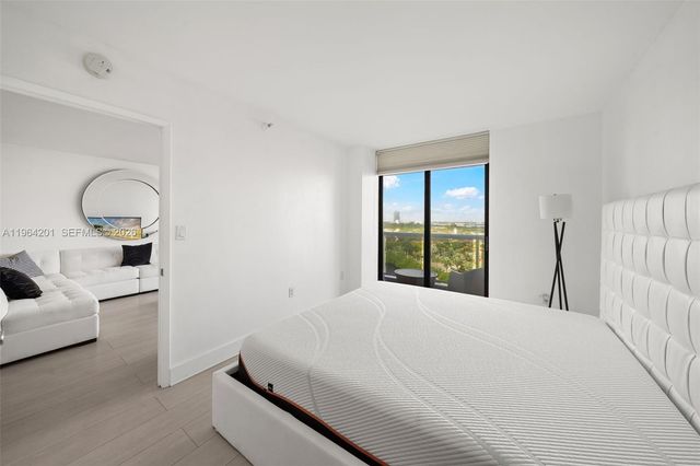 20505 E Country Club Drive 1232, Aventura, FL 33180