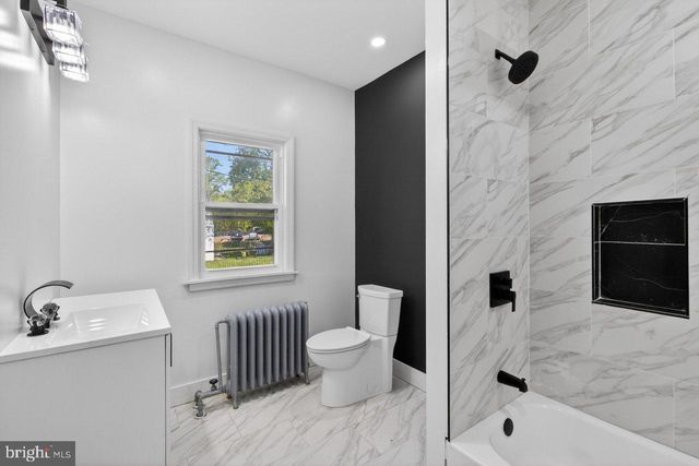 302 BELLEVUE AVE, Trenton, NJ 08618