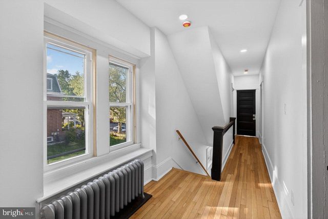 302 BELLEVUE AVE, Trenton, NJ 08618