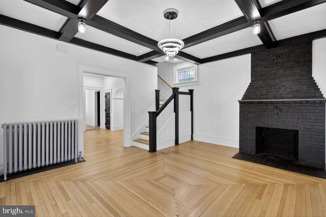 302 BELLEVUE AVE, Trenton, NJ 08618