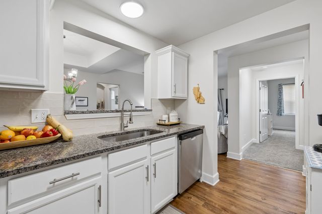 8601 Peckham Ln Unit 5, Antioch, TN 37013