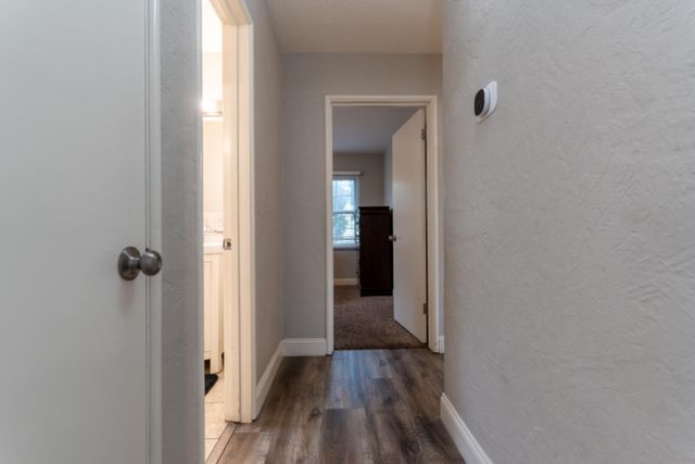 4860 E Amherst Avenue, Fresno, CA 93703