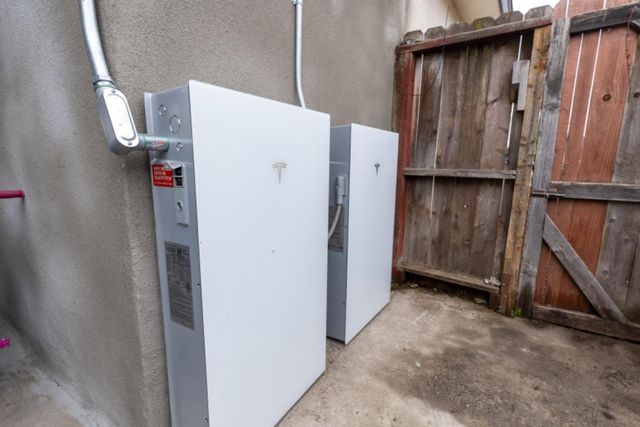 4860 E Amherst Avenue, Fresno, CA 93703