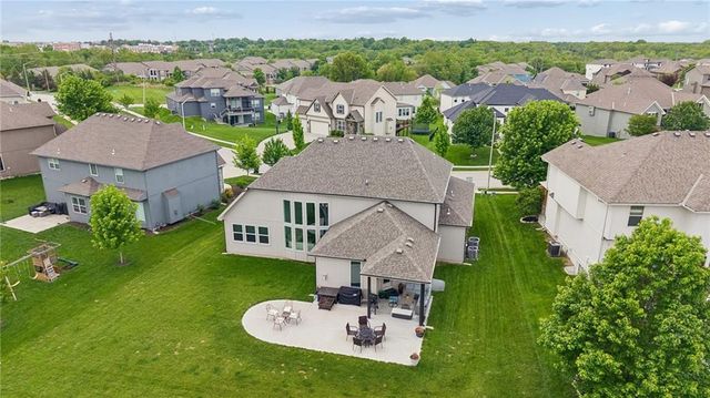 8112 NW 90th Street, Kansas City, MO 64153