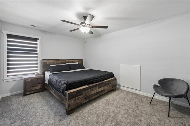 8112 NW 90th Street, Kansas City, MO 64153