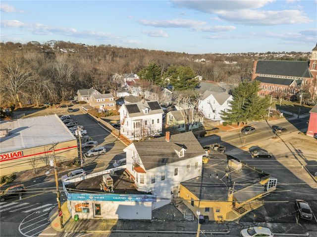 1039 Douglas Avenue, Providence, RI 02904