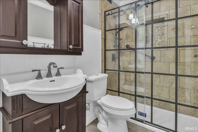 3024 Cottage Drive, Evansville, IN 47711