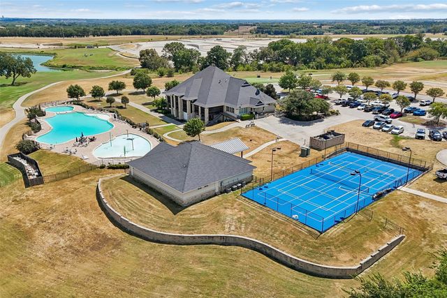 1818 Turtle Creek Lane, Gunter, TX 75058