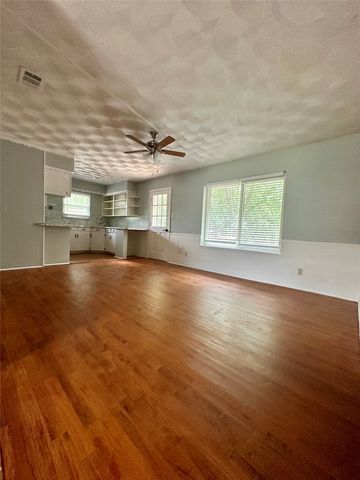 922 Downing Street, Forney, TX 75126