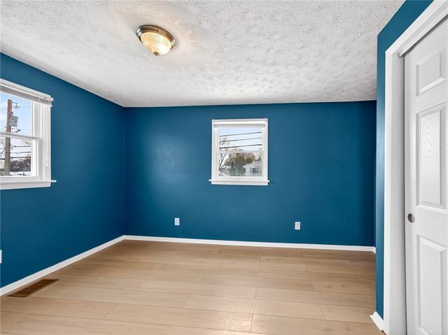 95 Summit Street, Perinton, NY 14450