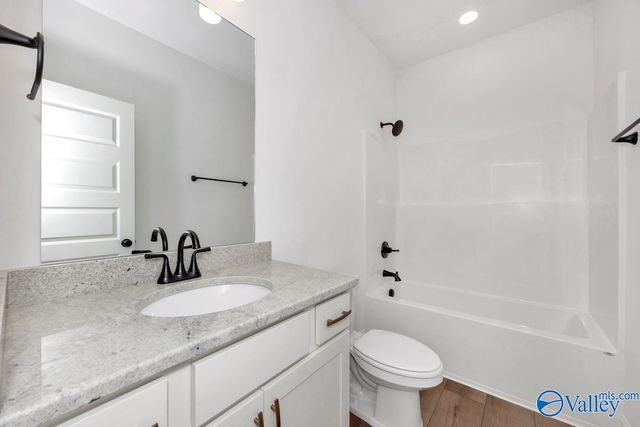 17718 Chenin Blanc Place, Athens, AL 35613