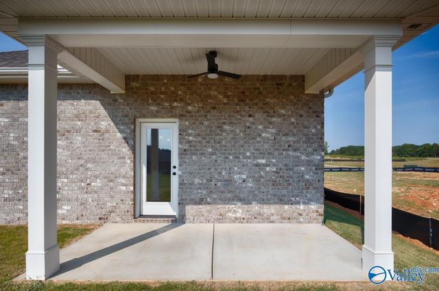 17718 Chenin Blanc Place, Athens, AL 35613