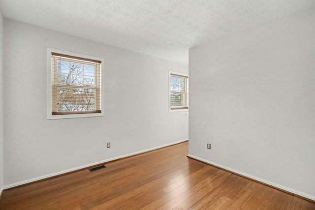 804 Deena Drive, Villa Hills, KY 41017