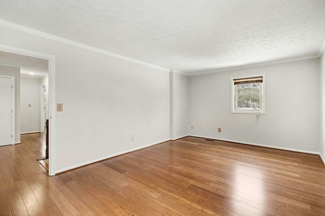 804 Deena Drive, Villa Hills, KY 41017