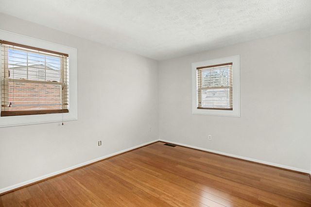 804 Deena Drive, Villa Hills, KY 41017