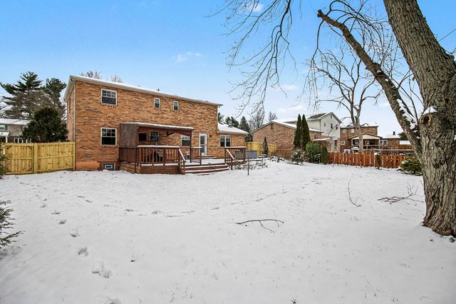 804 Deena Drive, Villa Hills, KY 41017