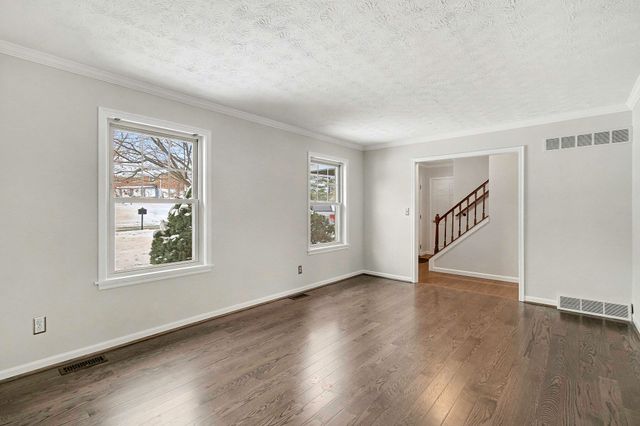 804 Deena Drive, Villa Hills, KY 41017