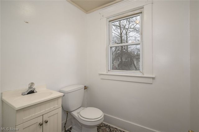 914 Delia Avenue, Akron, OH 44320