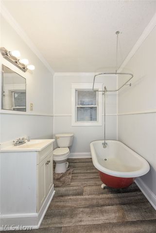 914 Delia Avenue, Akron, OH 44320