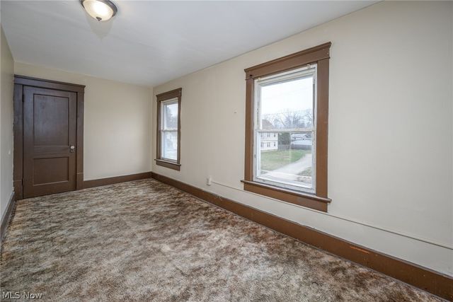 914 Delia Avenue, Akron, OH 44320