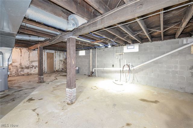 914 Delia Avenue, Akron, OH 44320