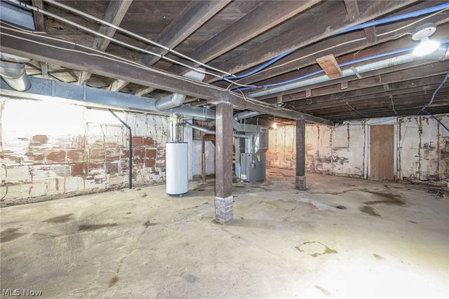 914 Delia Avenue, Akron, OH 44320