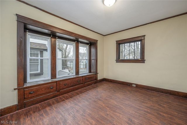 914 Delia Avenue, Akron, OH 44320