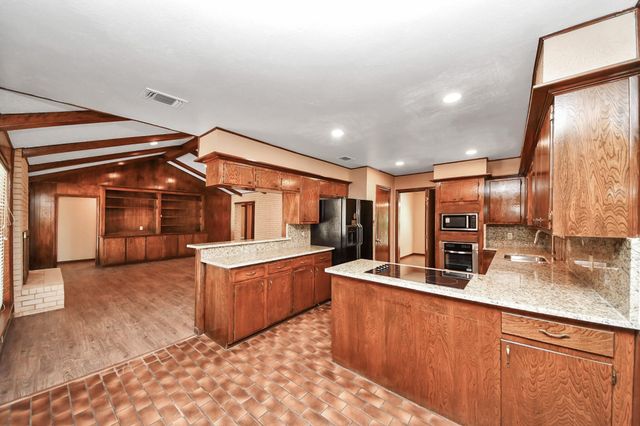 12803 Coolgreen Street, Houston, TX 77013