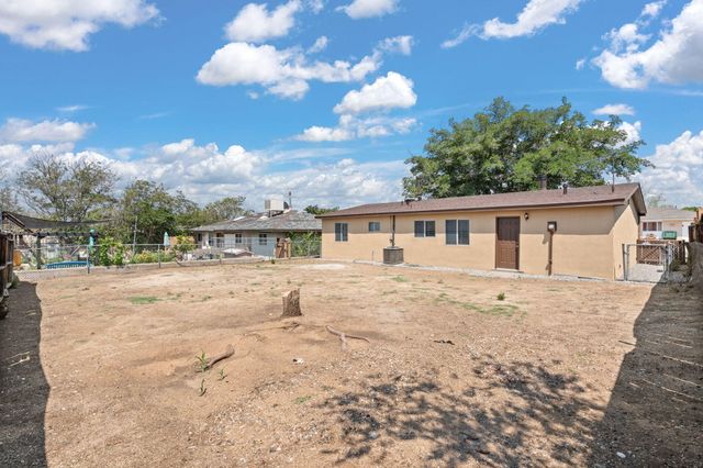 13200 ORIENTE Avenue NE, Albuquerque, NM 87123