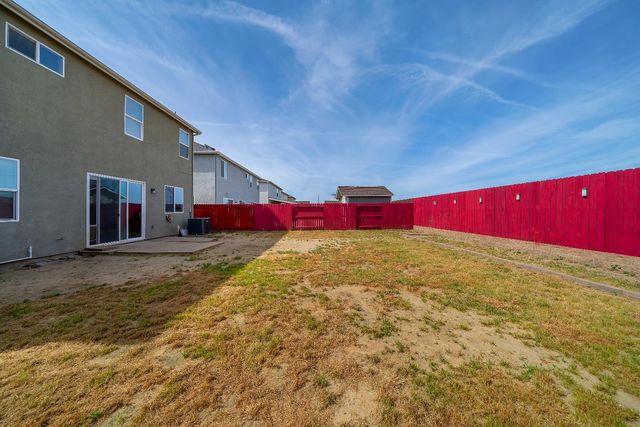 4637 Zoe Ave, Keyes, CA 95328