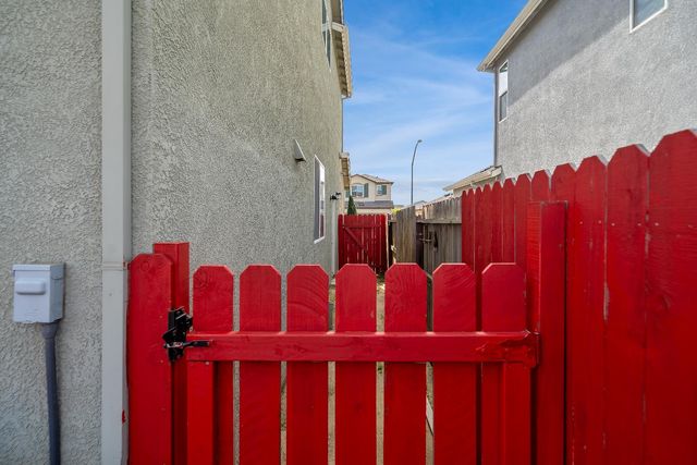 4637 Zoe Ave, Keyes, CA 95328