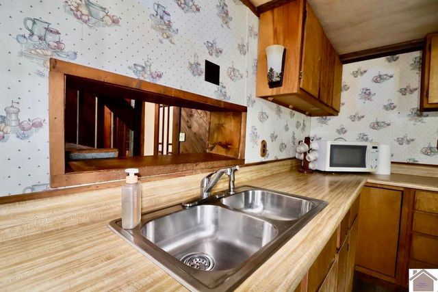 124 dustin rd, Kuttawa, KY 42055