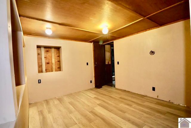 124 dustin rd, Kuttawa, KY 42055