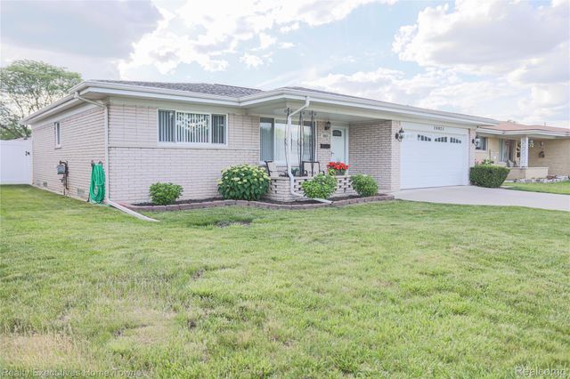 28821 Lund Avenue, Warren, MI 48093