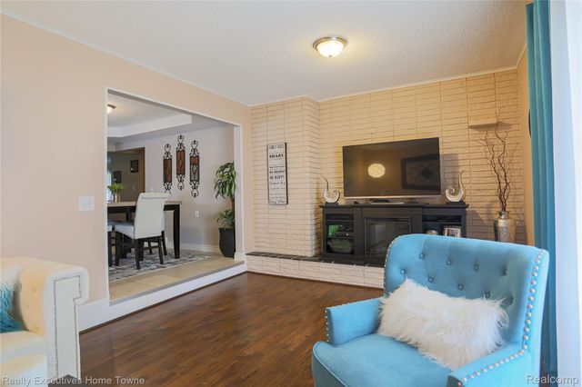 28821 Lund Avenue, Warren, MI 48093
