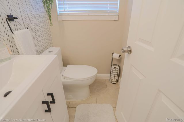28821 Lund Avenue, Warren, MI 48093