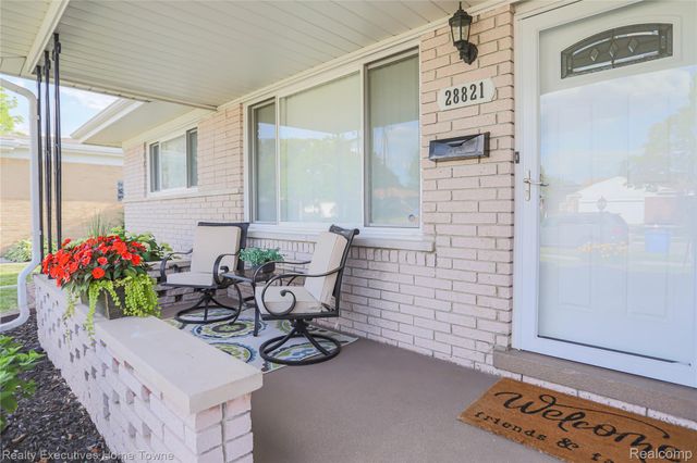 28821 Lund Avenue, Warren, MI 48093