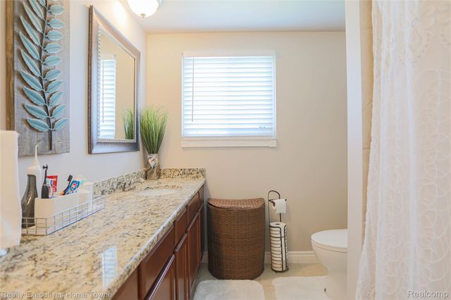 28821 Lund Avenue, Warren, MI 48093