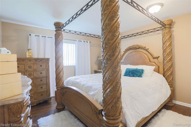 28821 Lund Avenue, Warren, MI 48093