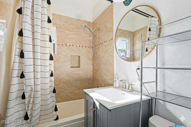 3817 N 9TH Place, Phoenix, AZ 85014