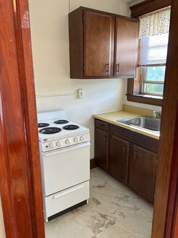 308 Boston Ave 33, Medford, MA 02155
