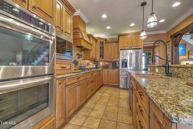 1399 Highway 75, Blountville, TN 37617