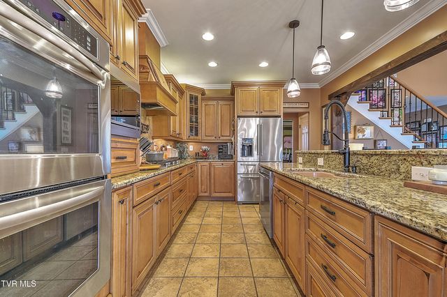 1399 Highway 75, Blountville, TN 37617