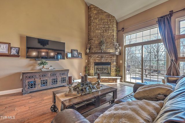 1399 Highway 75, Blountville, TN 37617